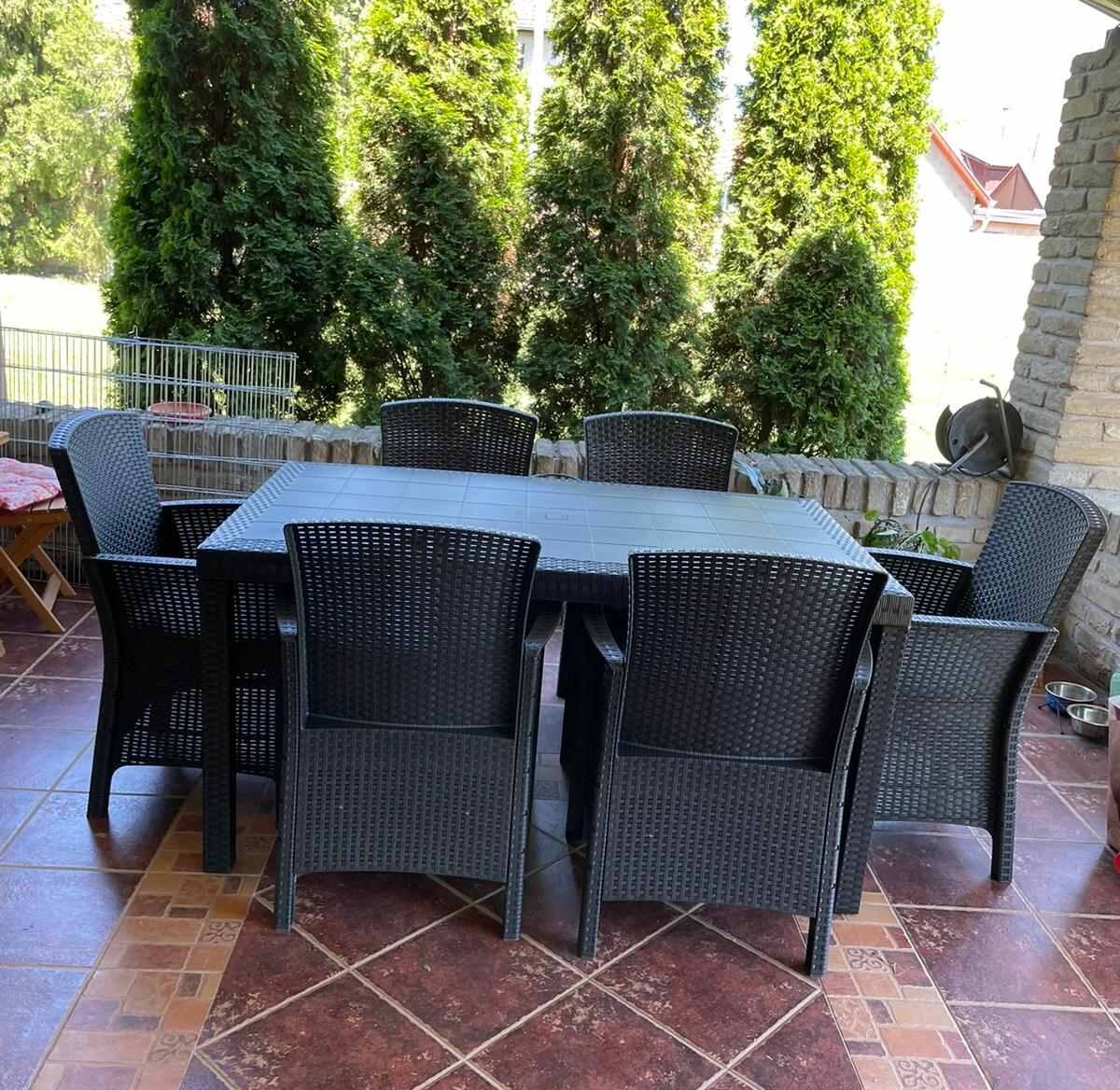 Baštesnki set Sto + 6 lido stolica – Slika zadovoljnog kupca